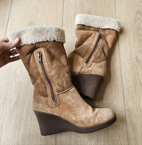 UGG Josslyn Suede Sheepskin Wedge Heel Mid Calf Boots Winter Influencer Boots - Picture 5 of 6